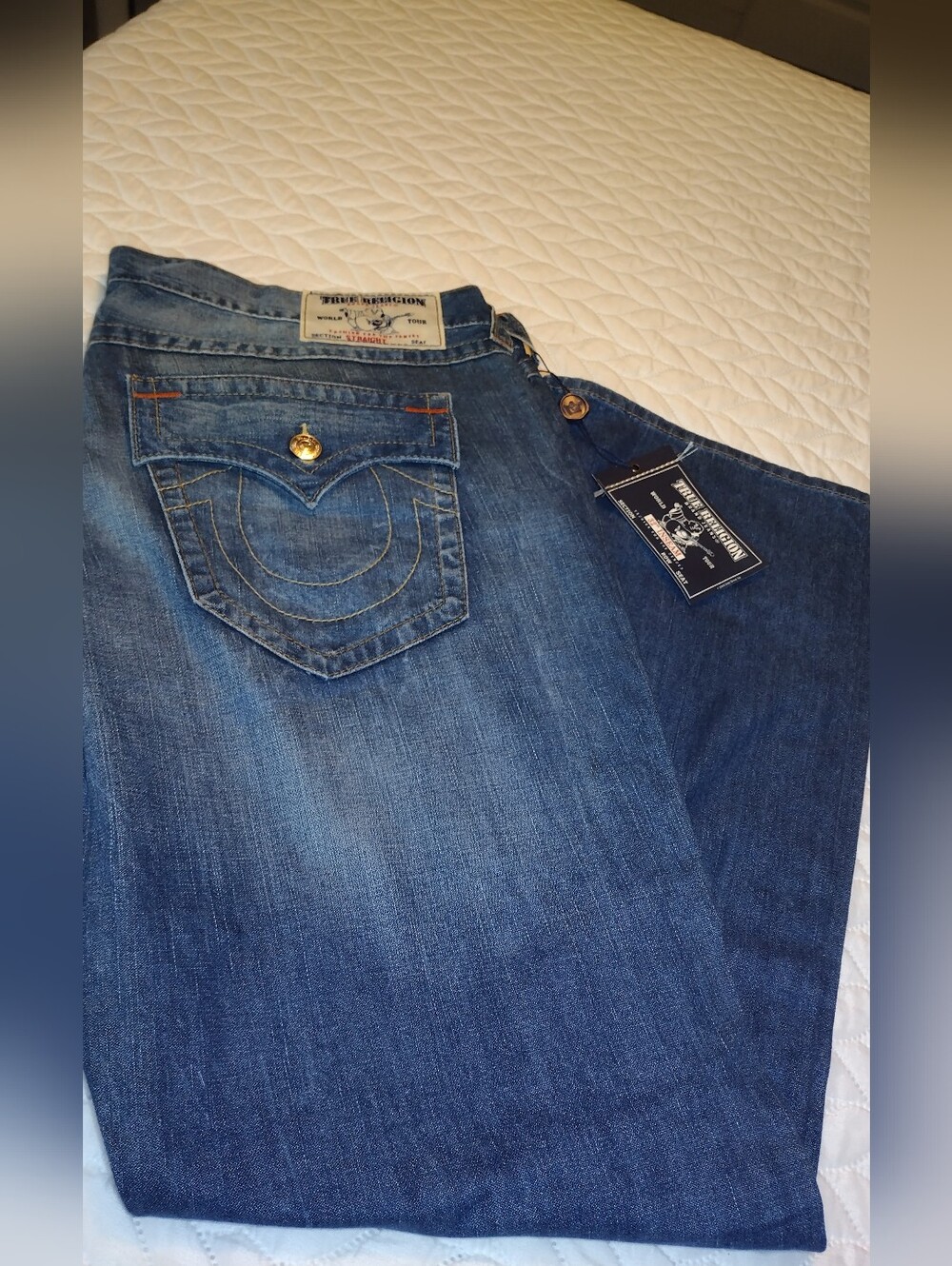 True Religion Men’s Medium Blue Straight Leg Jeans with Gold Button